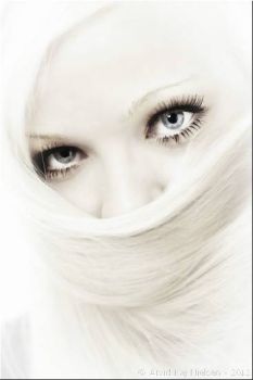 120503 0304softangeleyesbw