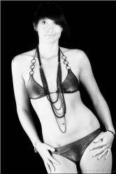 100605 2 0329glambw