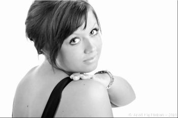 100624 0229elegantbw