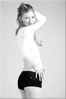 100114 097elegantbw