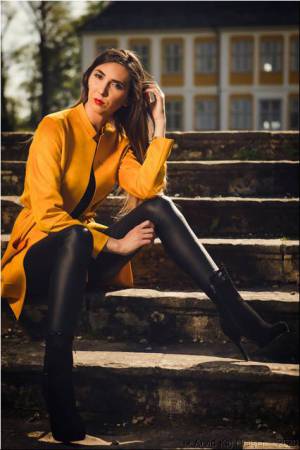 Laura 112