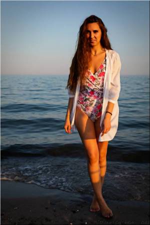 Laura 222