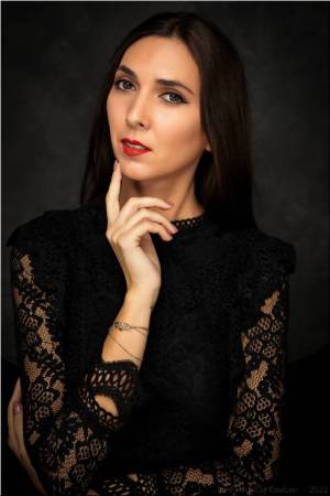 Laura 180