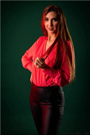 Laura 196