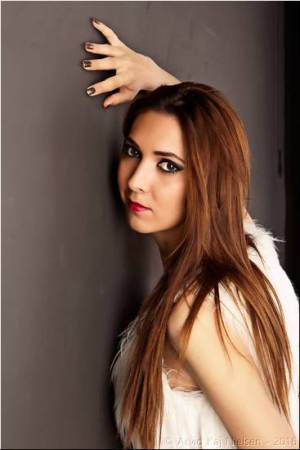 Laura 25