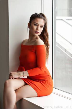 Stephanie L. 09